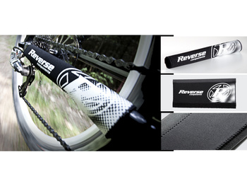 REVERSE Chainstay Cover Neopren black-white